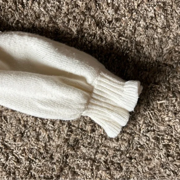 Janie and Jack White Faux Fur Collar sweater - Picture 4 of 4